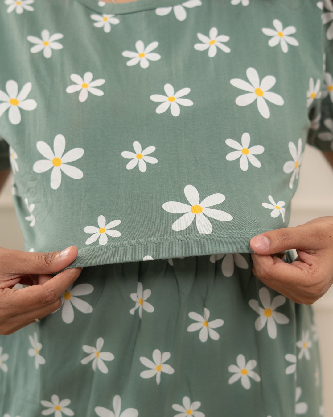 Mint daisy Full Length