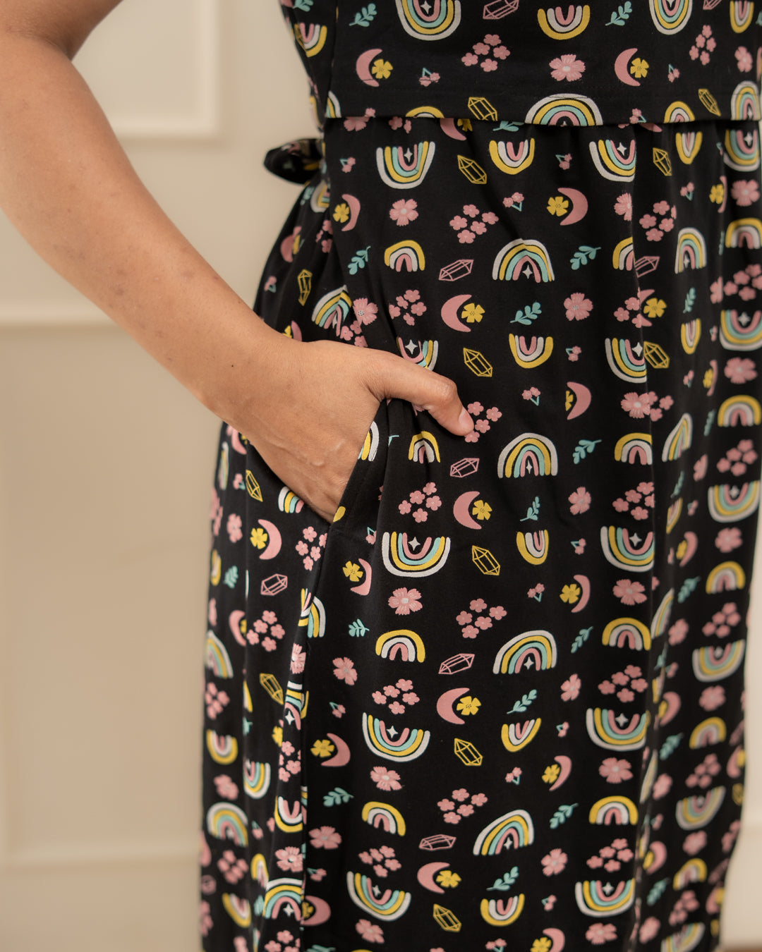 Black rainbow Full Length